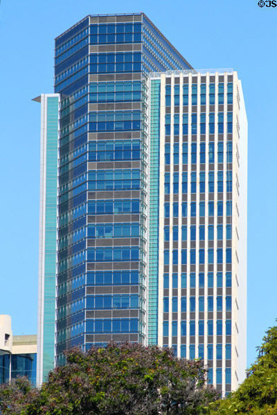 First Hawaiian Center (1996) (30 floors) (999 Bishop St.). Honolulu, HI. Architect: Kohn Pederson Fox.