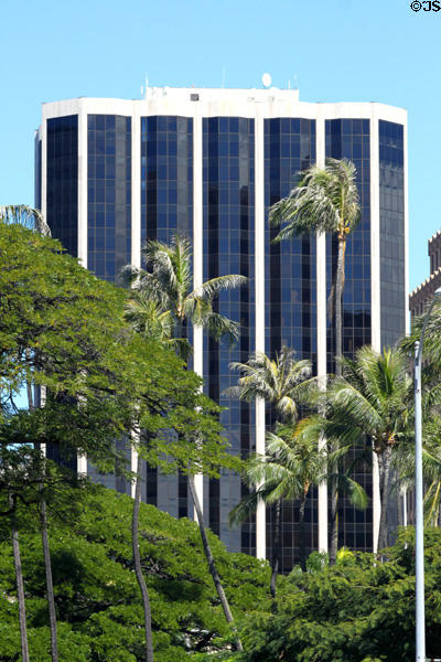 Pauahi Tower of Bishop Square (1984) (28 floors) (1001 Bishop St.). Honolulu, HI. Architect: Franklin Gray & Assoc..