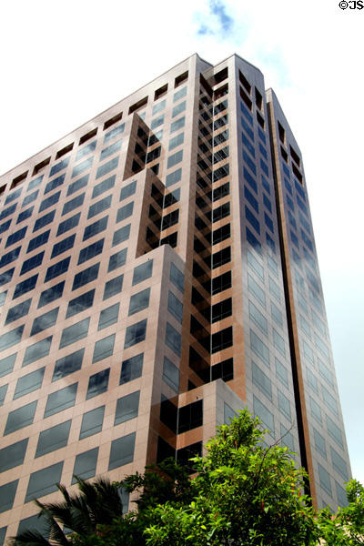 1132 Bishop Street (1991) (31 floors). Honolulu, HI. Architect: Gin Wong Assoc..