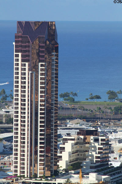 Imperial Plaza (1991) (40 floors) (725 Kapiolani Blvd.). Honolulu, HI.