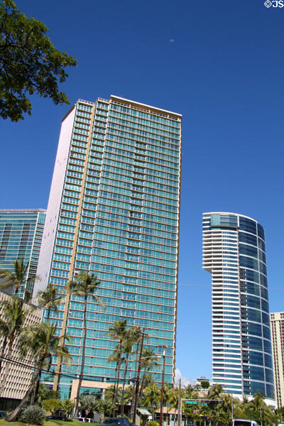 Koolani (2006) (1177 Queen St.) & semi round Nauru (1992) (1330 Ala Moana) Towers. Honolulu, HI. Architect: Architects Hawaii, Ltd.