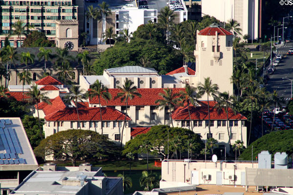 Honolulu Hale (Honolulu City Hall) (1929) (King & Punchbowl Sts.). Honolulu, HI. Style: California Mission. Architect: C.W. Dickey, Hart Wood, Robert G. Miller + Rothwell/Kangeter& Lester.