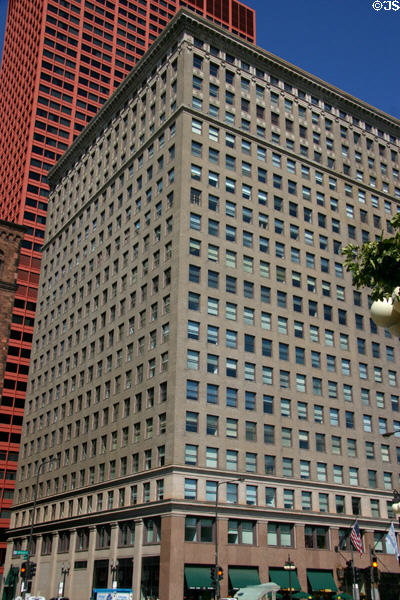 McCormick Building (1910) (20 floors) (332 South Michigan Ave.). Chicago, IL. Architect: Holabird & Roche.