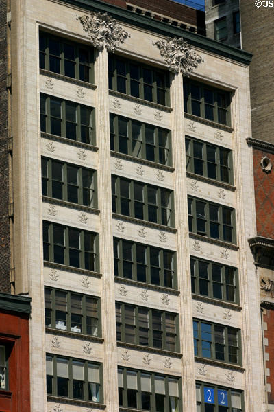 The Gage Group building (1900) (12 floors) (18 South Michigan Ave.). Chicago, IL. Architect: Holabird & Roche.