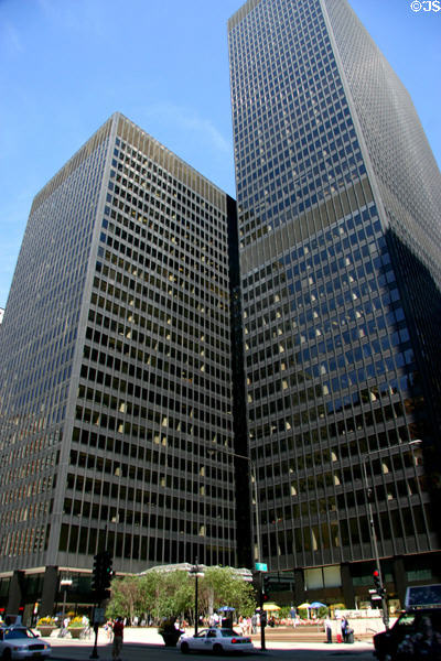Michigan Plaza North & South (1981 & 85) (25 & 46 floors). Chicago, IL. Architect: Fujikawa Johnson & Assoc..