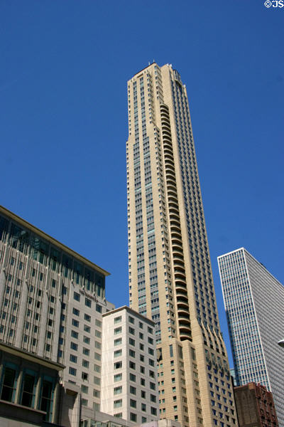 Park Tower (2000) (67 floors) (800 North Michigan Ave.). Chicago, IL. Architect: Lucien Lagrange Architects + HKS, Inc..