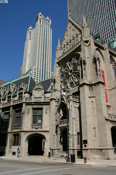 Chapel of St. James (1918) (831 North Rush St.). Chicago, IL. Style: Gothic Revival. Architect: Zachary Taylor Davis.