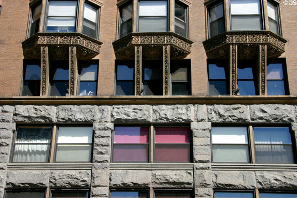 Detail of bay windows of Manhattan Building. Chicago, IL.