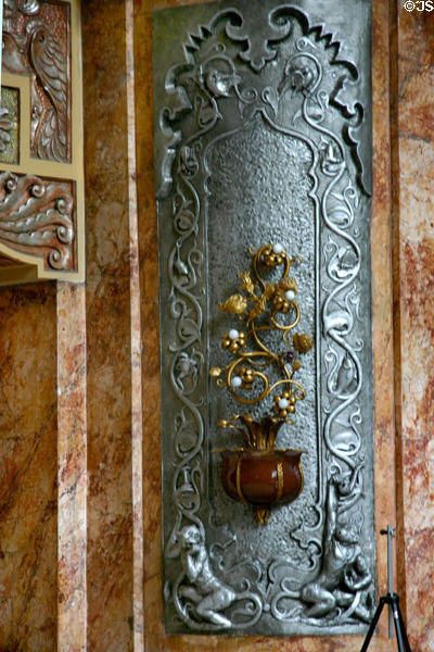 Embossed relief with monkeys in lobby of Oriental Theater. Chicago, IL.