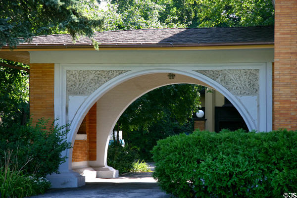 Arch over carriageway of William Herman Winslow House. River Forest, IL.