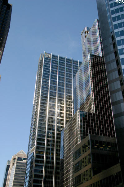 UBS Tower & 1 South Wacker Drive. Chicago, IL.