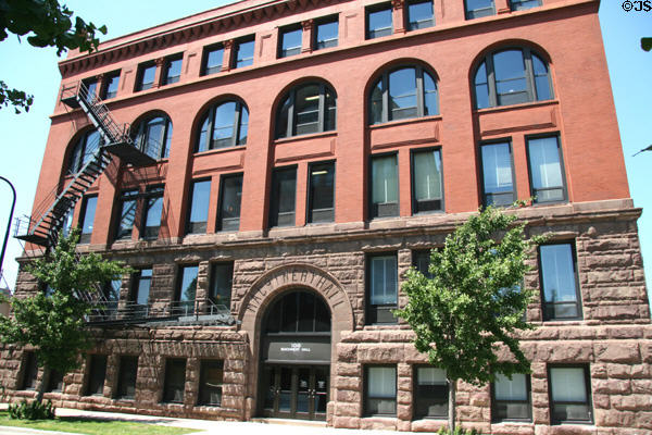 Machinery Hall building (1901) (100 W. 33rd St.) at Illinois Institute of Technology. Chicago, IL. Style: Romanesque Revival. Architect: Patton, Fisher & Miller.