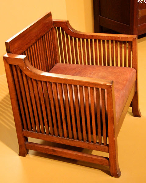 Spindle cube chair (1902-6) by Frank Lloyd Wright at Art Institute of Chicago. Chicago, IL.