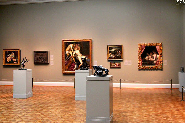 Classical gallery space at Art Institute of Chicago. Chicago, IL.