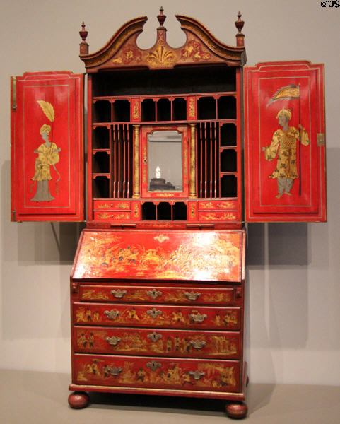 Red & gold lacquer secretary cabinet (c1735) attrib. Giles Grendey of England at Art Institute of Chicago. Chicago, IL.