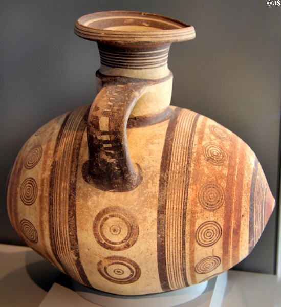 Cypriot terracotta jug in shape of barrel (1050-950 BCE) at Art Institute of Chicago. Chicago, IL.