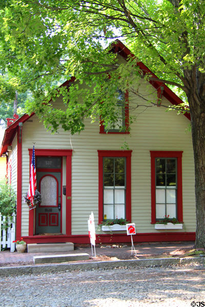 Heritage cottage (1890) (537 Lockerbie St.) in Lockerbie Square historic neighborhood. Indianapolis, IN.