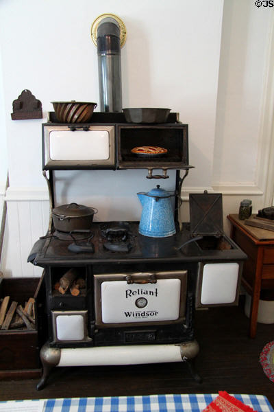 Reliant Windsor stove by Lake Side Foundry of Chicago at Benjamin Harrison Presidential Site. Indianapolis, IN.