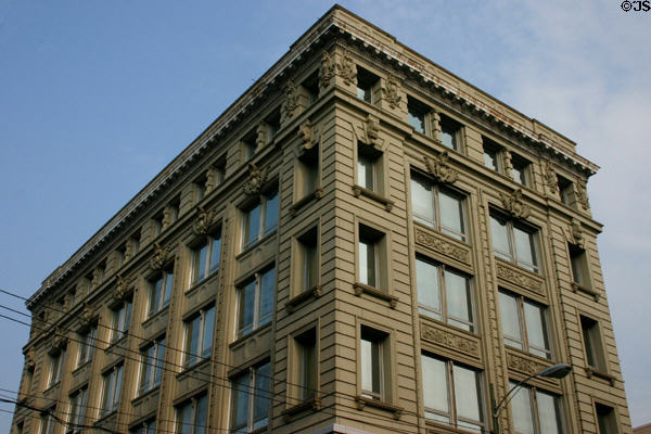 Commercial building (535 Madison). Covington, KY.