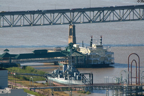 Interstate Highway 10 bridge over Mississippi River, Belle of Baton Rouge Riverboat Casino & USS Kidd Museum. Baton Rouge, LA.