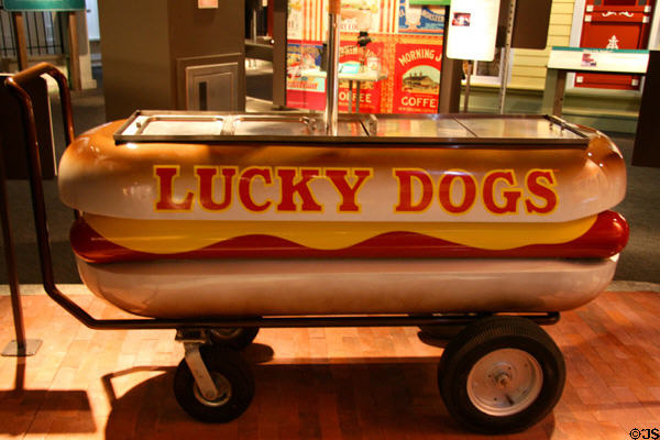 Lucky Hot Dog cart (c1950) at Louisiana State Museum. Baton Rouge, LA.