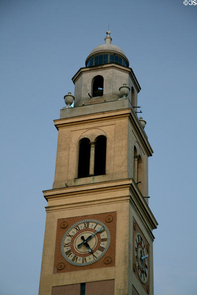 LSU Campus Memorial Tower upper levels. Baton Rouge, LA.