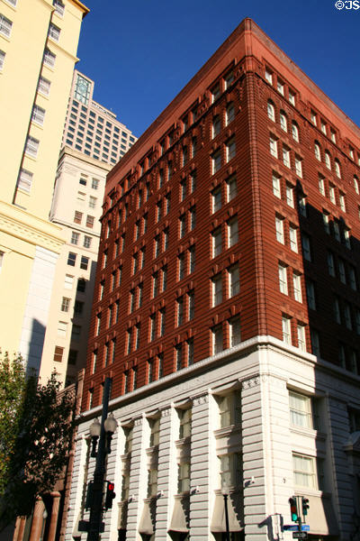 International House Hotel (former Canal Louisiana Bank & Trust Co.) (1906) (12 floors) (221 Camp St.). New Orleans, LA. Architect: General Allison Owen.
