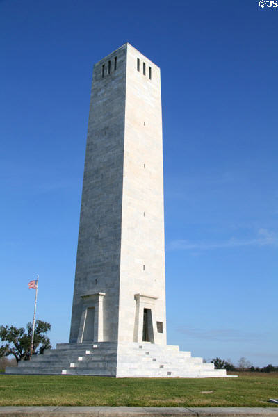 Chalmette Monument (1855) in limestone modeled on Egyptian-style obelisk. New Orleans, LA. Architect: Richards & Stroud & Co..