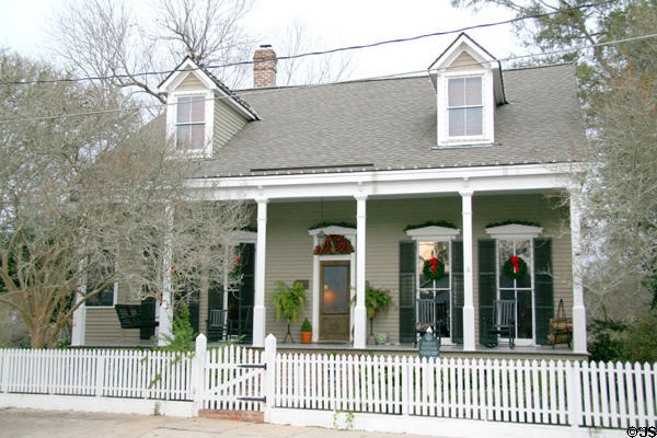 White's Cottage (late 19thC) in Dog Trot Style (on Royal St.). St. Francisville, LA.
