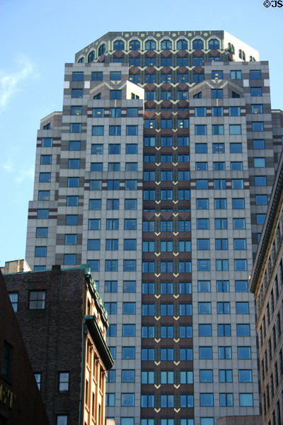 75 State Street (1988) (31 floors). Boston, MA. Architect: Graham Gund Architects + Skidmore, Owings & Merrill.