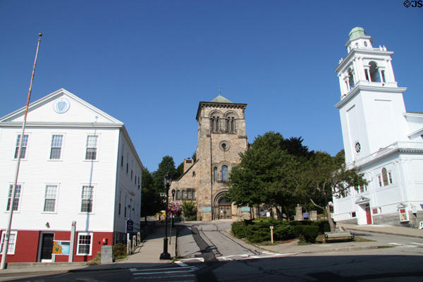 Plymouth Town Square with 1749 Court House, Unitarian Universalist Church (1899) & Church of the Pilgrimage (1840). Plymouth, MA.