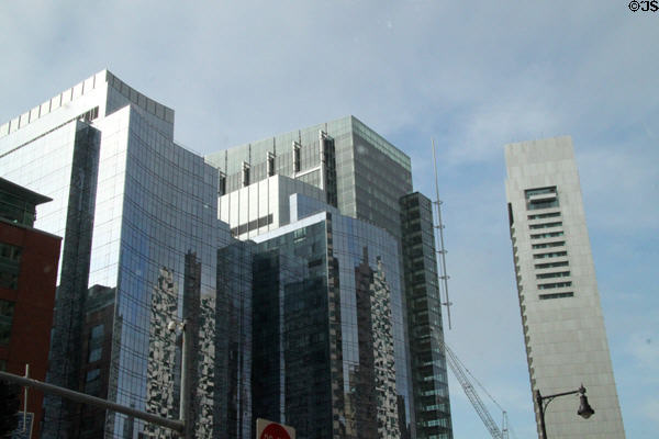 InterContinental Hotel (2006) (20 floors) (500-510 Atlantic Ave.). Boston, MA. Architect: Elkus / Manfredi Architects.