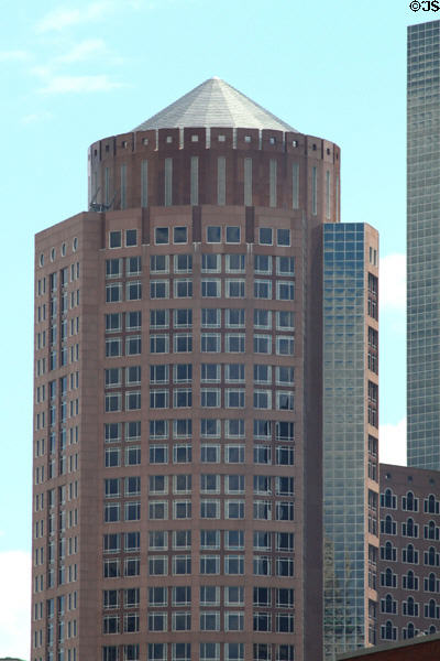 Two International Place (1992) (35 floors). Boston, MA. Architect: Johnson/Burgee Architects.