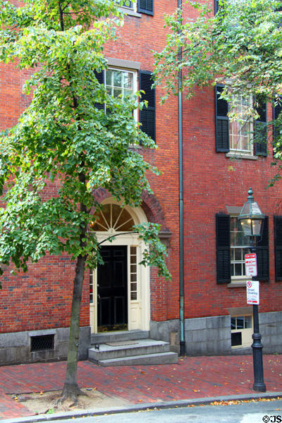 2 Chestnut St. (1802) in Beacon Hill. Boston, MA.