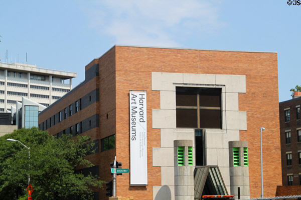 Harvard Art Museums (Arthur M. Sackler building) (1982) (485 Broadway). Cambridge, MA. Architect: James Stirling.