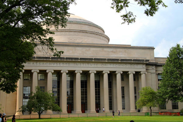Maclaurin Building (10) & The Great Dome (1916) (222 Memorial Drive) at MIT. Cambridge, MA. Style: Beaux-arts. Architect: William Welles Bosworth.