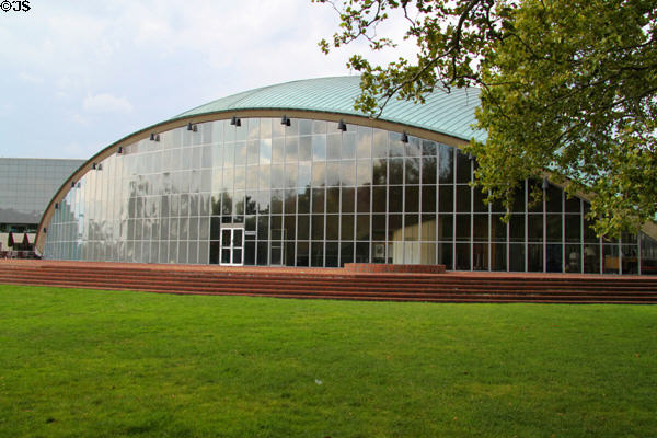 Kresge Auditorium (1955) at MIT. Cambridge, MA. Architect: Eero Saarinen.