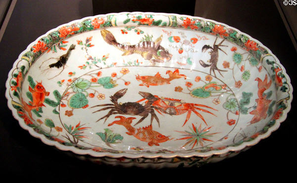 Chinese export basin with crabs & carp (1662-1722) from Jingdezhen at Peabody Essex Museum. Salem, MA.