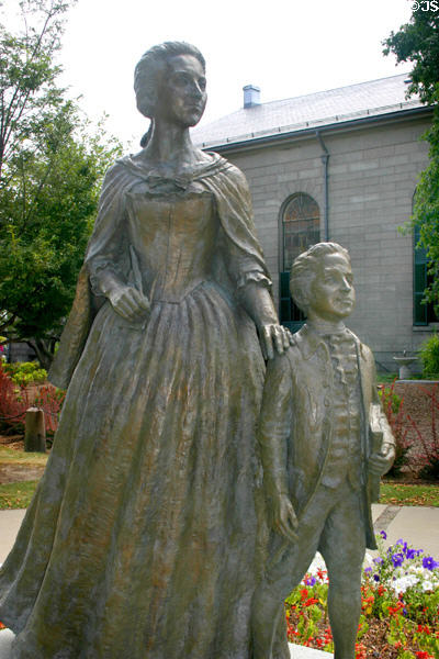 Statue of Abigail Adams with son John Quincy Adams (1997) by Lloyd Lillie. Quincy, MA.