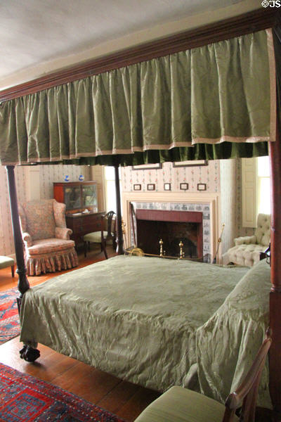 Canopy bed in President's Bedroom at Peacefield. Quincy, MA.
