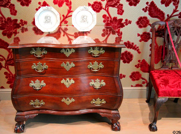 Chest of drawers with bombé profile (c1760) from Boston, MA at Museum of Fine Arts. Boston, MA.
