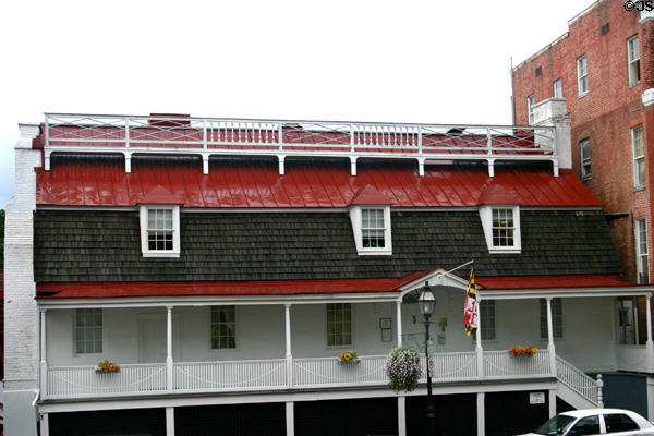 John Shaw House (Maryland Historical Trust building) (1720-5) (21 State Circle). Annapolis, MD.