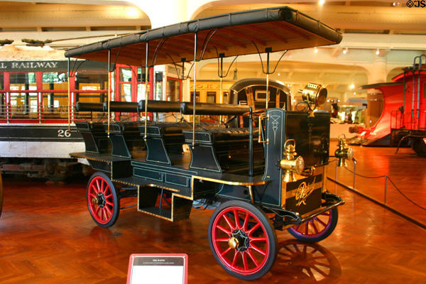 Twelve passenger bus (1906) By Rapid Motor Vehicle Company of Pontiac, MI, at Henry Ford Museum. Dearborn, MI.