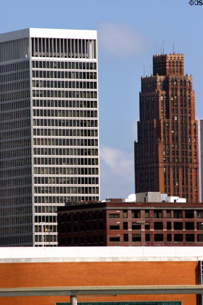 211 West Fort Street (1963) (27 floors) with red David Stott Building beyond. Detroit, MI. Architect: Harley, Ellington, Cowin & Stirton.