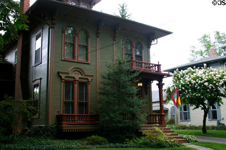 Larkin-Burris-Green house (1870) (333 N Kalamazoo Rd.). Marshall, MI. Style: Italian Villa.