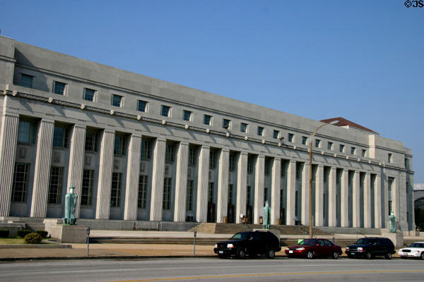 United States Post Office (1935) (1722 Market St.). St Louis, MO.