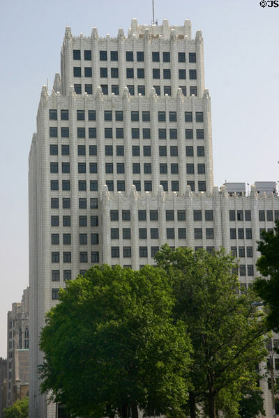 Union Pacific Company Building (1928) (23 floors) (210 North 13th St.). St Louis, MO. Architect: Mauran, Russell & Crowell.