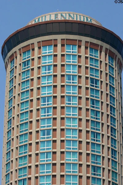 Millennium Hotel St. Louis Tower I (1968) (28 floors) (200 South 4th St.). St Louis, MO. Architect: William B. Tabler Architects.