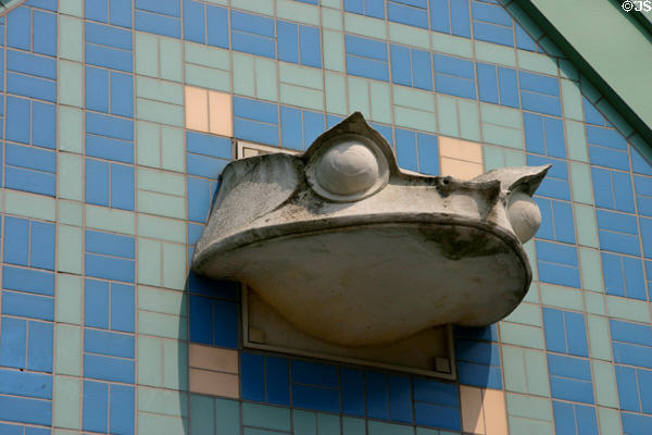 Sculpted chameleon face on St. Louis Zoo North Entrance structure. St Louis, MO.