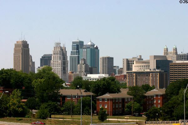 Kansas City skyline from northeast of downtown. Kansas City, MO.